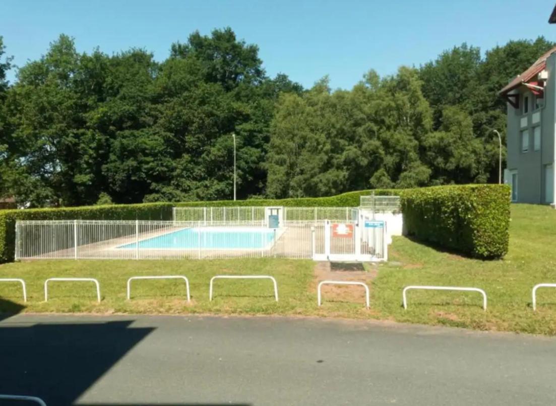 Appartement L'Etoile Paloise -Terrasse &Wifi &Parking &Piscine à Pau Extérieur photo